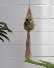 Load image into Gallery viewer, Macrame Pod
